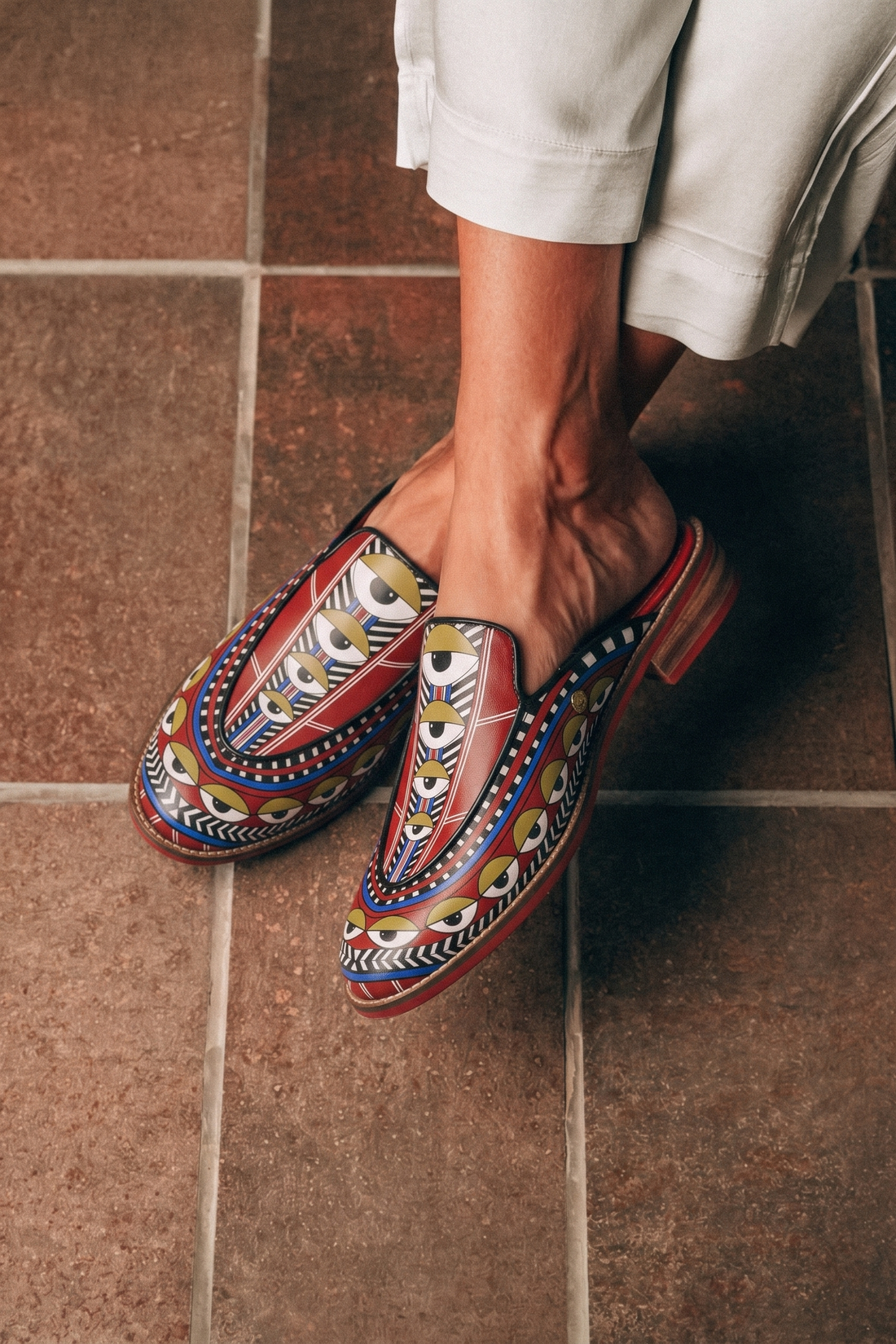 Gaze Mules Men