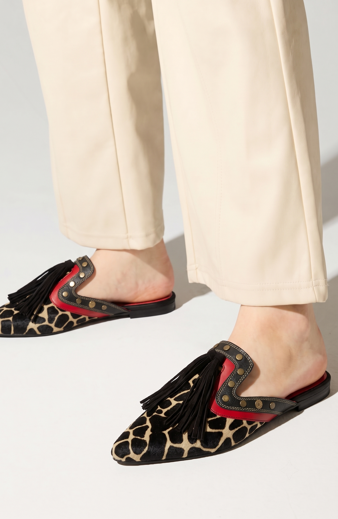 Giraffe Cone Mules Women