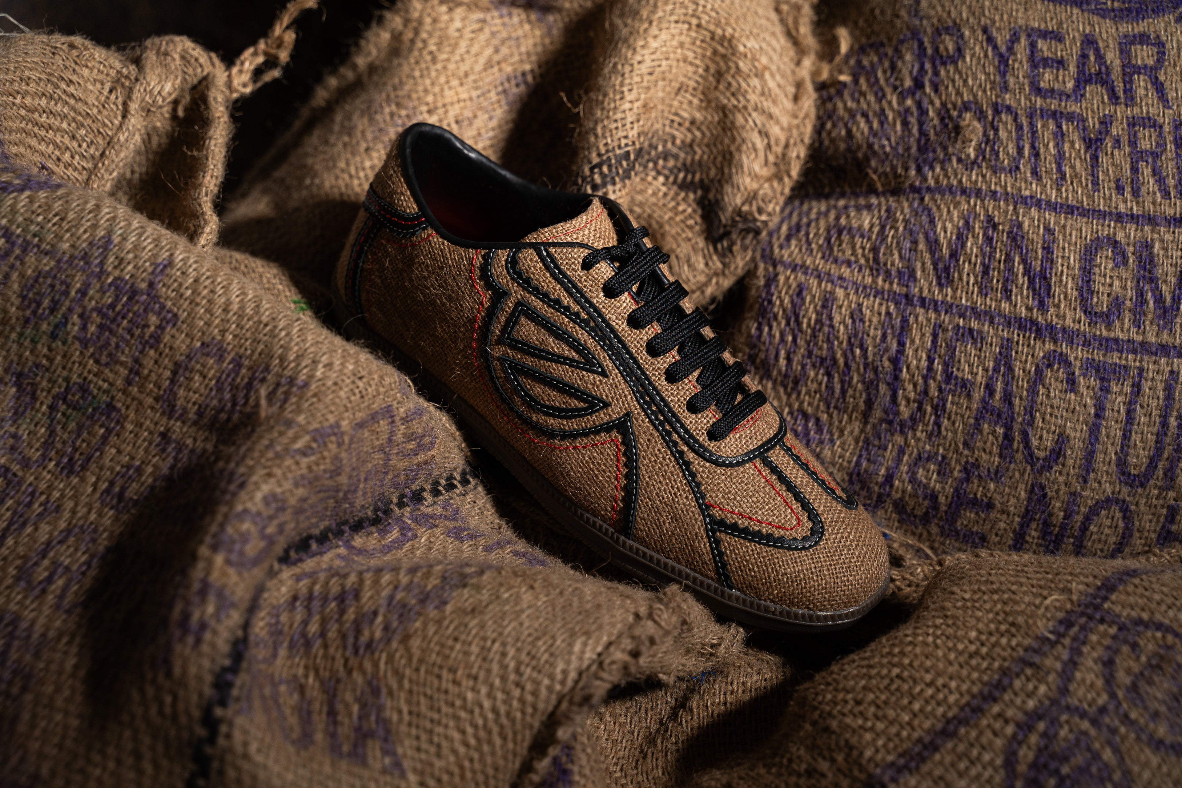 slider image slider_item_83FBb3