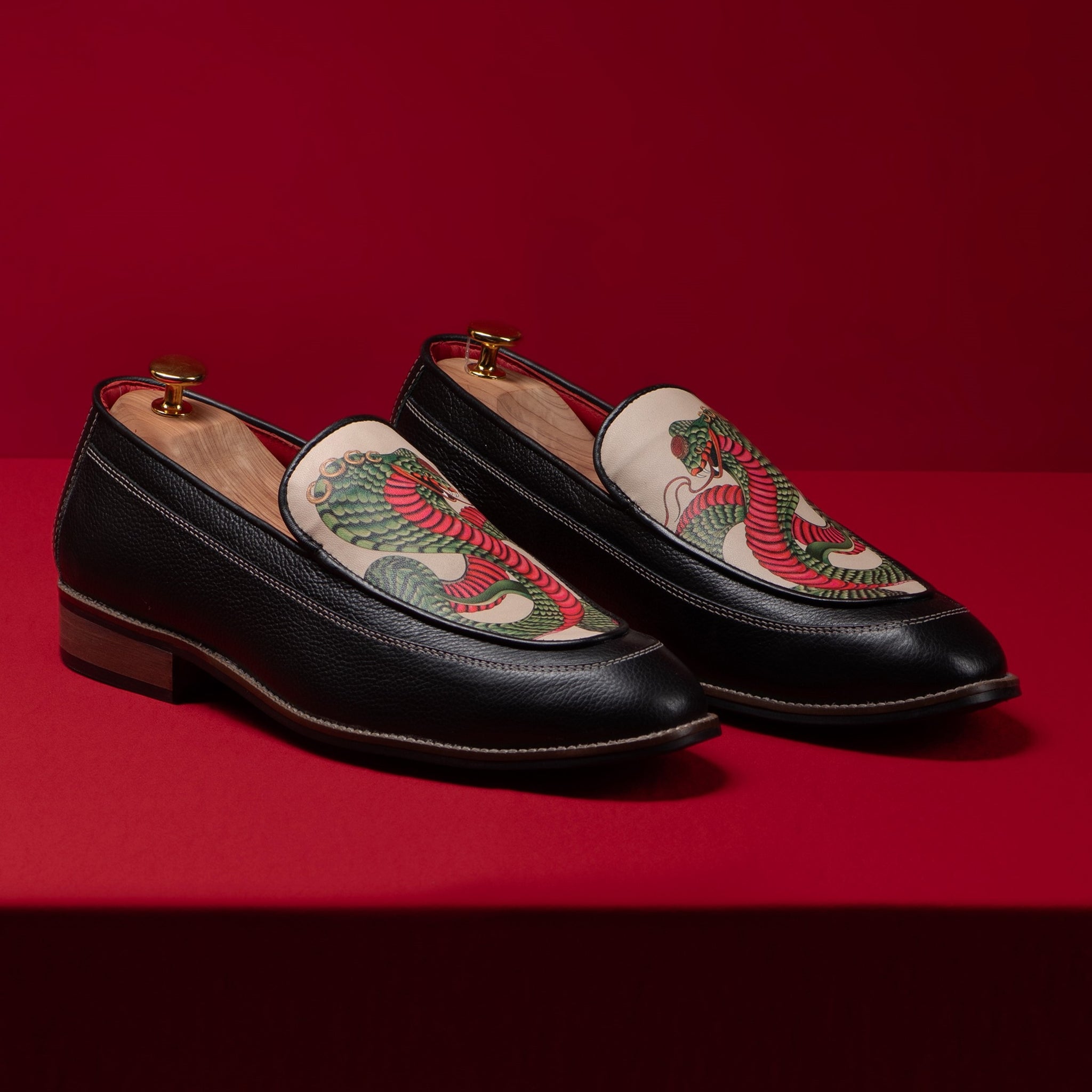 नाग (Naag) – The Mystical Serpent Loafers Men Banjaaran Studio